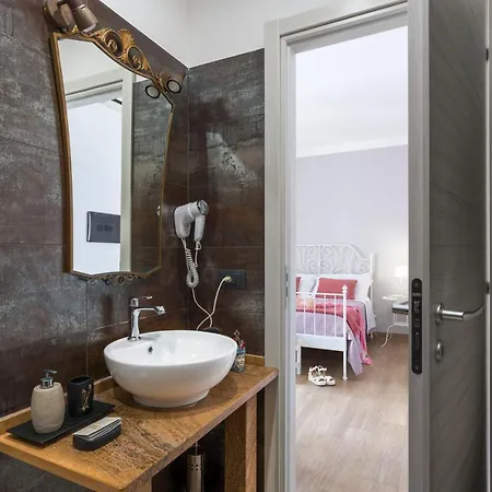 Bed&rooms Il Tempio Di Athena - Cultura E Relax A Siracusa