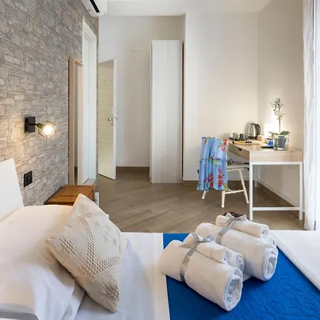 Affittacamere Bed&rooms Il Tempio Di Athena - Cultura E Relax A Siracusa