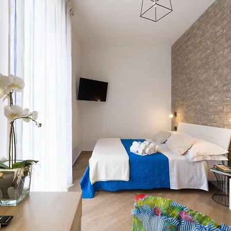 Affittacamere Bed&rooms Il Tempio Di Athena - Cultura E Relax A Siracusa Syracuse