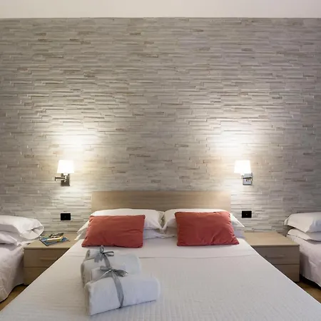 Bed&rooms Il Tempio Di Athena - Cultura E Relax A Siracusa 3* Syracuse