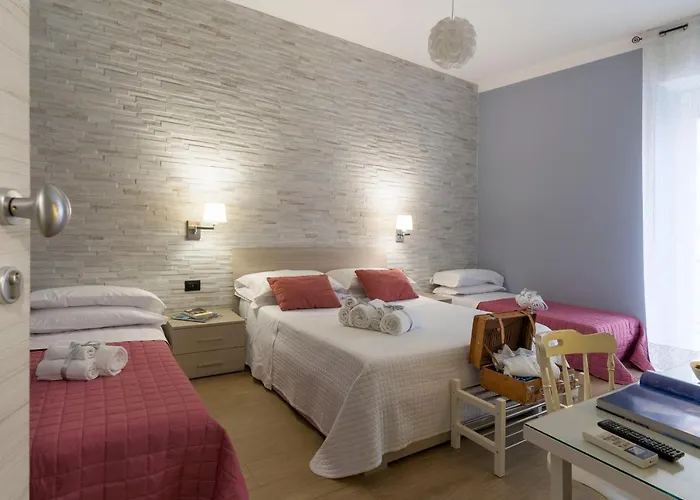 Il Tempio Di Athena - Cultura E Relax A Siracusa 3*
